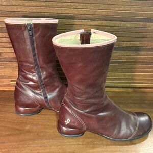John Fluevog Fellowship Ingrid Boots Brown & Pink Leather Size 8.5 Mid Calf 10"